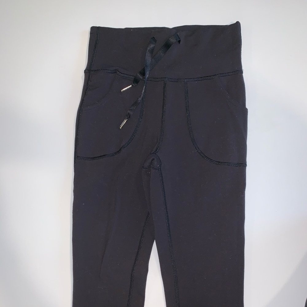 Lululemon black straight leg leggings